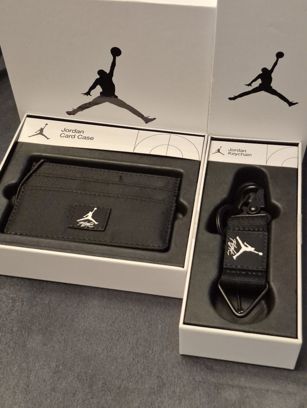 ✨️⬛️ Jordan Flight Card holder and keychain/phone charm